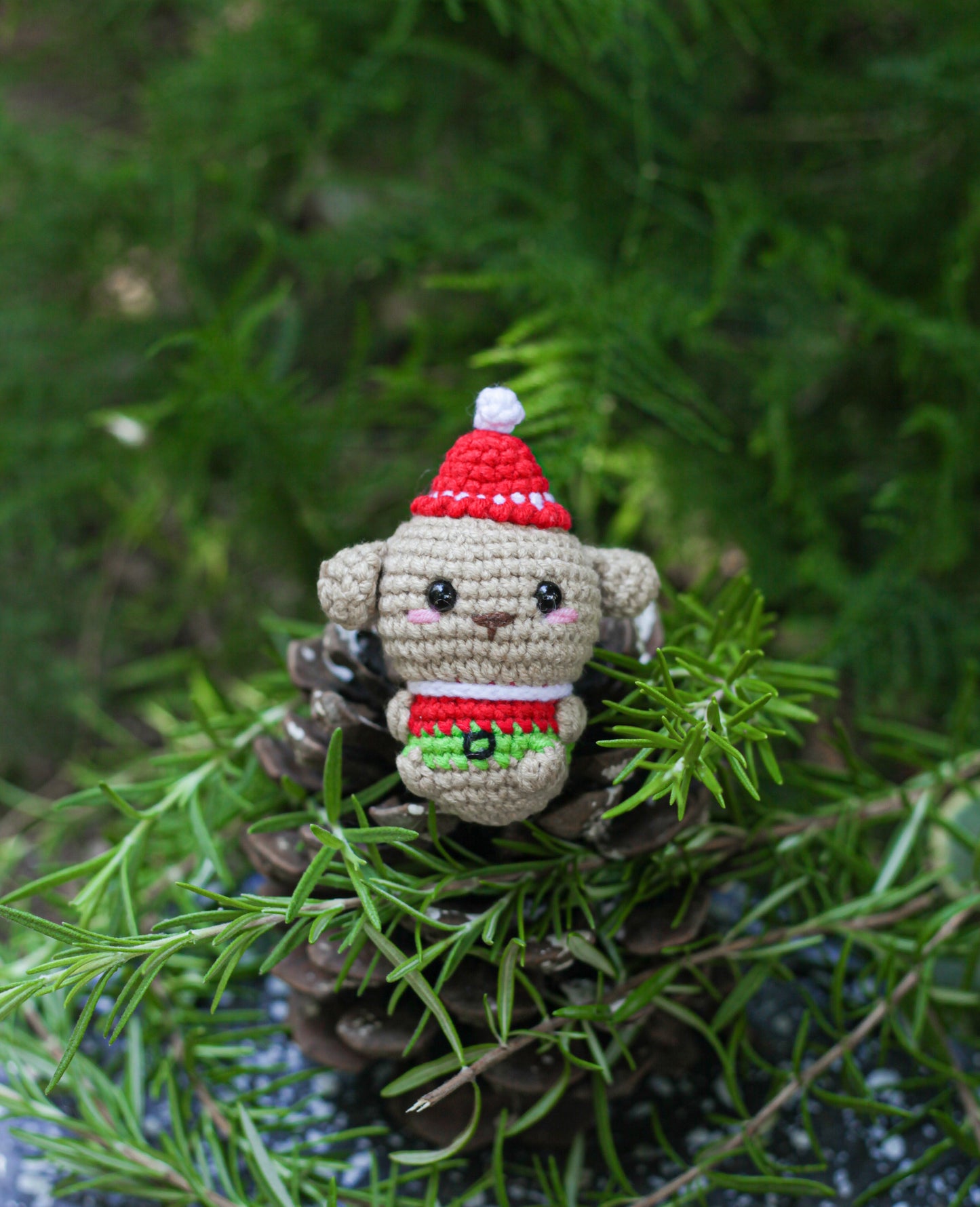 Crochet mini doll amigurumi held in hand, emphasizing its compact size and tactile texture, perfect for stress relief and sensory comfort