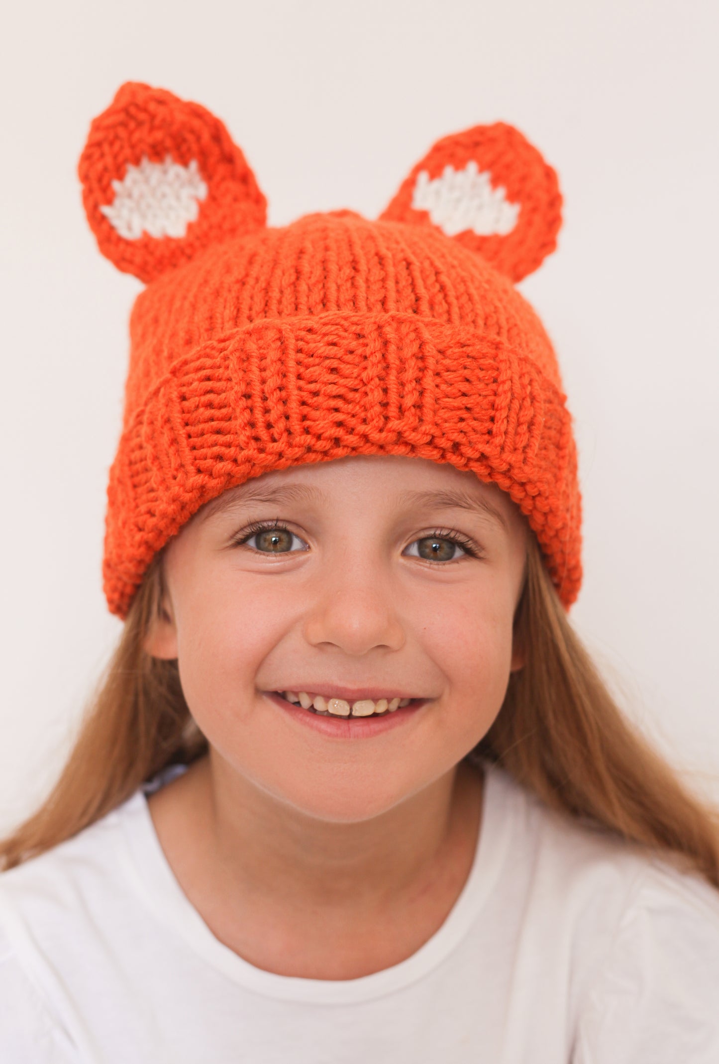 Small Crochet Hat, unisex Hats, Hats man , Hats, Crochet Women Hats, Crochet Hat, crochet hat women, winter hats women, crochet hats