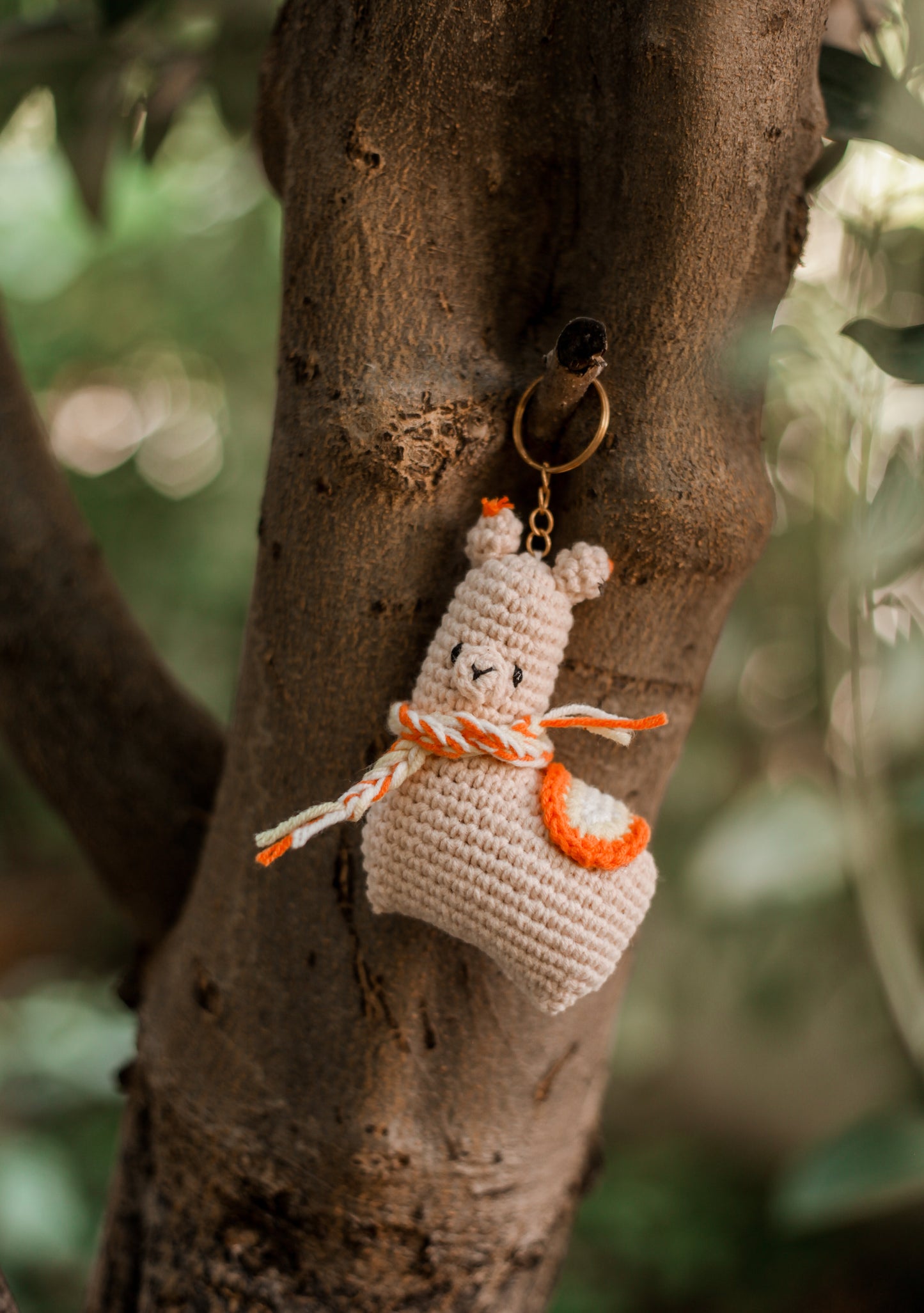 Llama Crochet Keychain Miniature amigurumi figurine for office desk decor, fidget sensory toy, unique gift for car dashboard . kawaii pocket hug