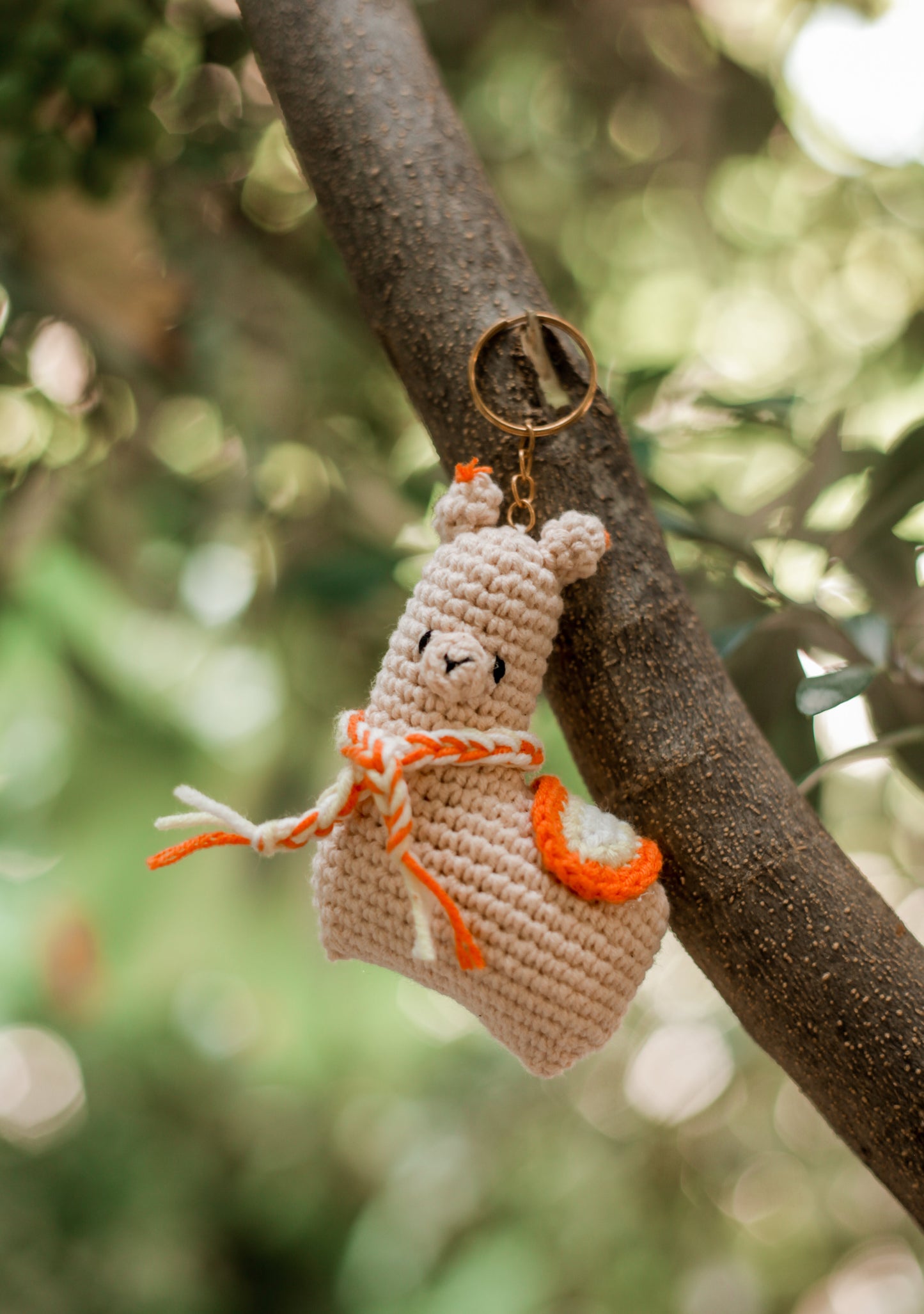 Llama Crochet Keychain Miniature amigurumi figurine for office desk decor, fidget sensory toy, unique gift for car dashboard . kawaii pocket hug