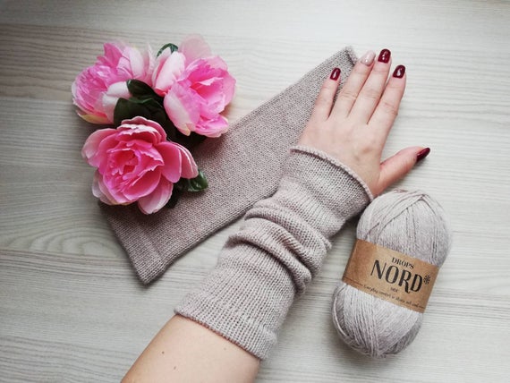 Long Beige Sleeves Hand Warmers Arm Warmers