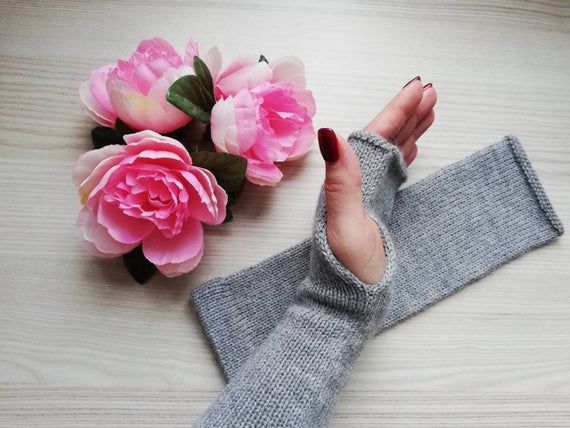 Long Beige Sleeves Hand Warmers Arm Warmers