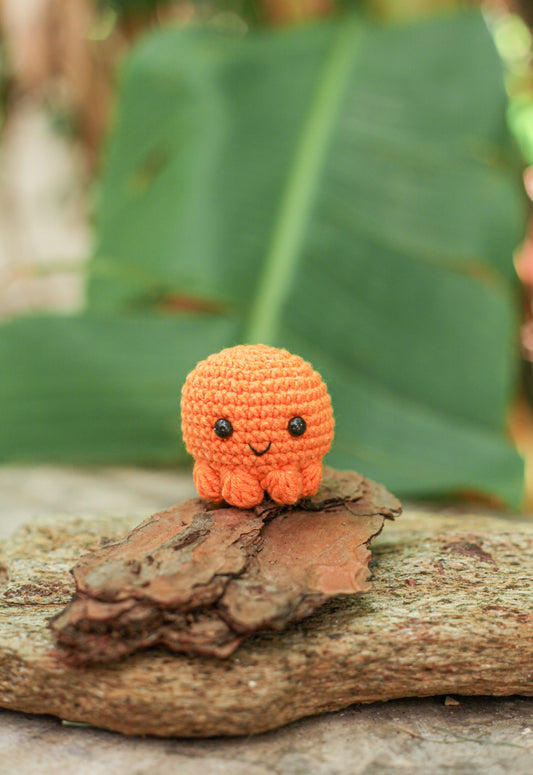 Jellyfish Crochet  Keychain Miniature amigurumi figurine for office desk decor, fidget sensory toy, unique gift for car dashboard . kawaii pocket  hug