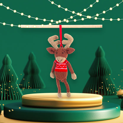 Christmas Ornament Reindeer : Red Ornament