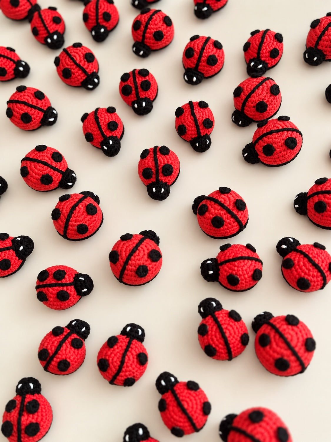 Red ladybug crochet minis