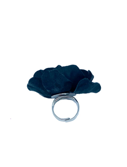 Leather rose ring